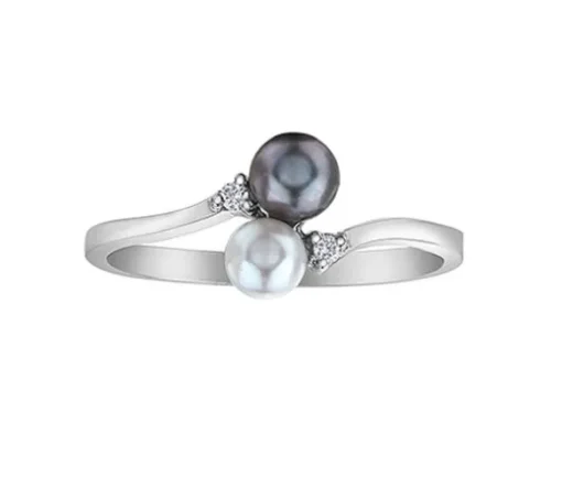 BAGUE EN OR 10K BLANC SERTIE DE 2 PERLES DE CULTURES ET DE DIAMANTS