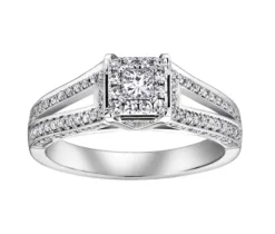 BAGUE EN OR 14K BLANC SERTIE DE DIAMANTS