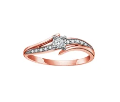 BAGUE EN OR 10K SERTIE DE DIAMANTS