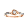 BAGUE EN OR 10K SERTIE DpiUN DIAMANT CANADIEN ET DE DIAMANTS