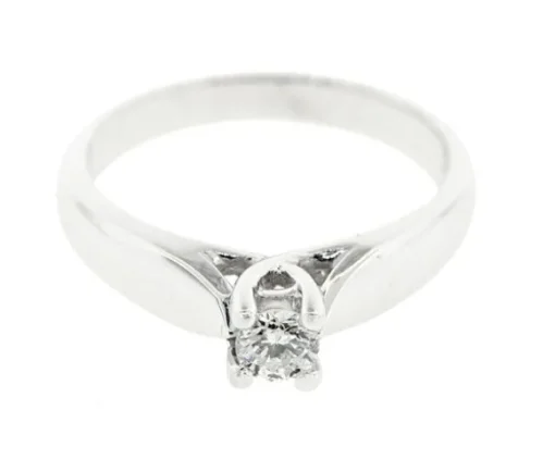 BAGUE SOLITAIRE EN OR 14K BLANC SERTIE DpiUN DIAMANT