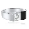 BAGUE STYLE CHEVALIÈRE EN ARGENT RHODIÉ SERTIE DpiUN ONYX ET DE CUBIQUES ZIRCONIAS