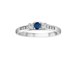 BAGUE STYLE TRINITÉ EN OR BLANC SERTIE DpiUN SAPHIR ET DE DIAMANTS