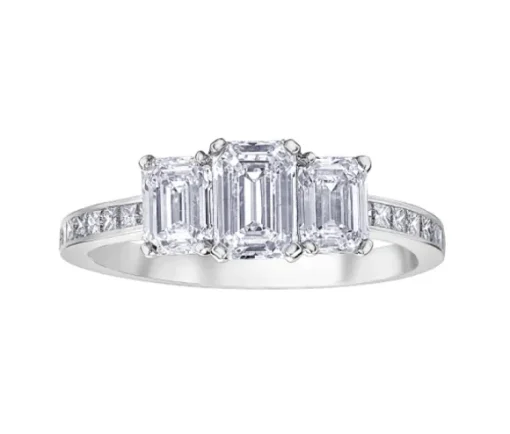BAGUE STYLE TRINITÉ EN PLATINE SERTIE DE DIAMANTS