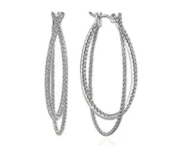 BOUCLES EN OR BLANC SERTIES DE DIAMANTS