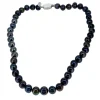 COLLIER DE PERLES DpiEAU DOUCE TEINTÉES AVEC FERMOIR EN ARGENT