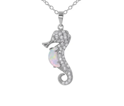 COLLIER HYPPOCAMPE EN ARGENT RHODIÉ SERTI DpiUNE OPALE BLEU OU BLANCHE SYNTHÉTIQUE ET DE CUBIQUES ZIRCONIAS