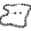 ENSEMBLE COLLIER ET BOUCLES DE PERLE DE TAHITI ET OR BLANC
