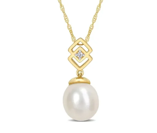 PENDENTIF EN OR JAUNE SERTI DpiUN DIAMANT ET DpiUNE PERLE DpiEAU DOUCE