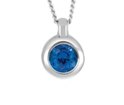 PENDENTIF EN OR 10K BLANC SERTI DpiUN SAPHIR